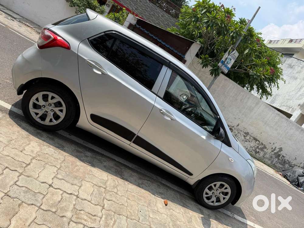 Hyundai Grand I10 Sportz Celebration Edition, 2017, Diesel