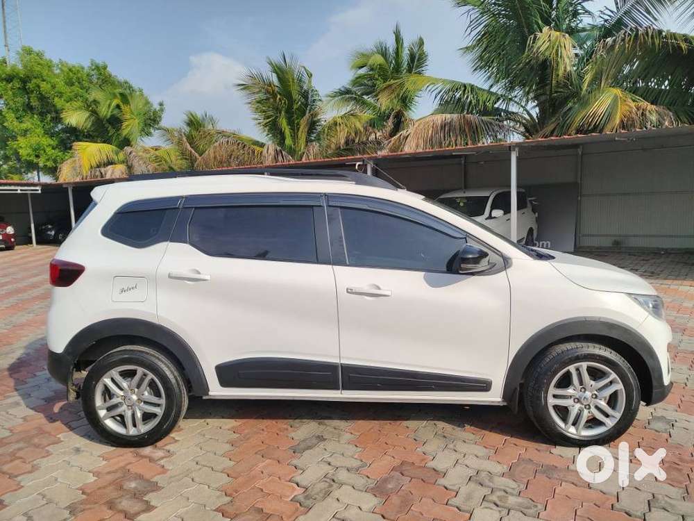 Renault Triber, 2022, Petrol