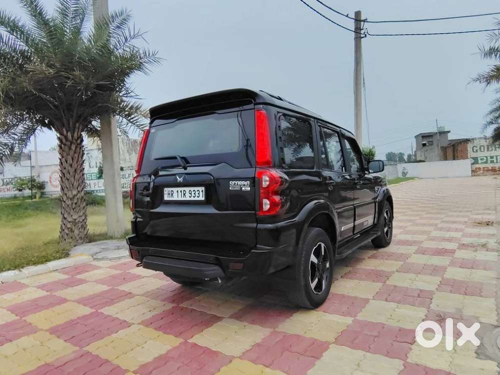 Mahindra Scorpio S11 Mt 7s, 2025, Diesel