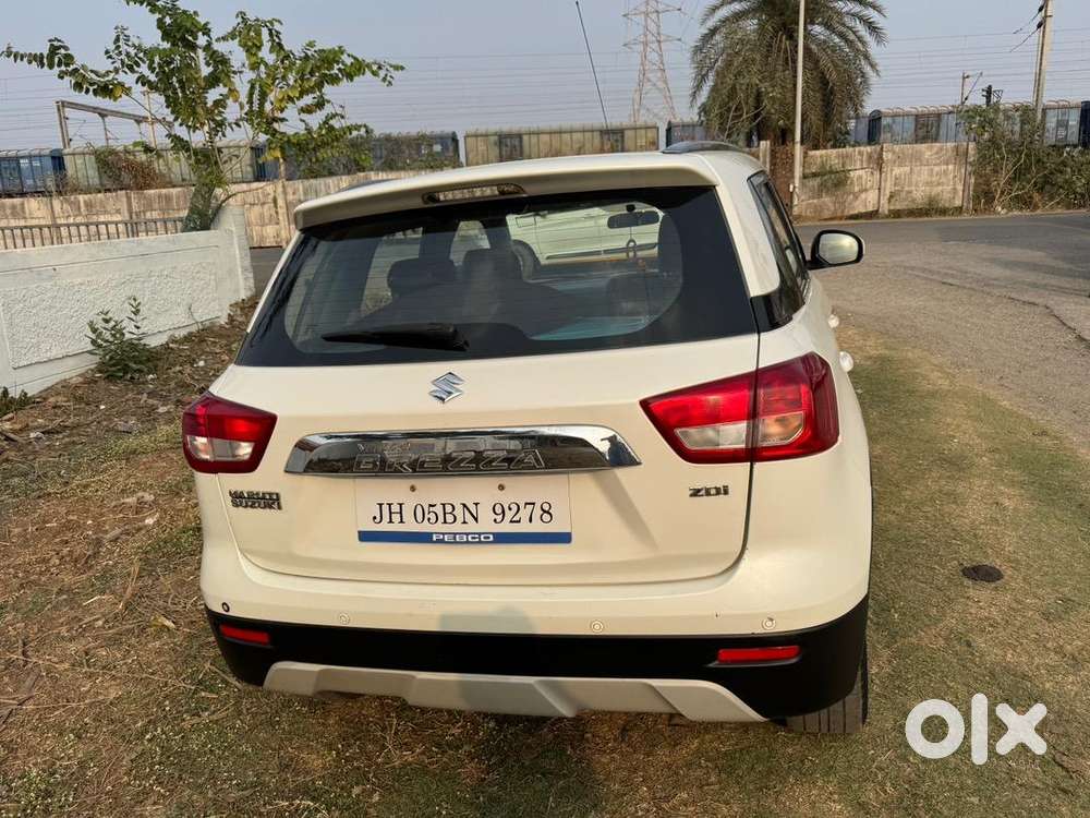 Well Maintained Vitara Brezza 2016 Diesel 133500 Km Driven