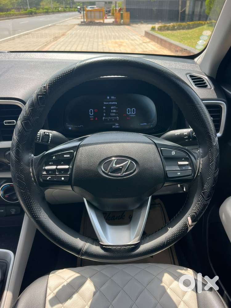 Hyundai Venue S 1.2 Petrol, 2023, Petrol