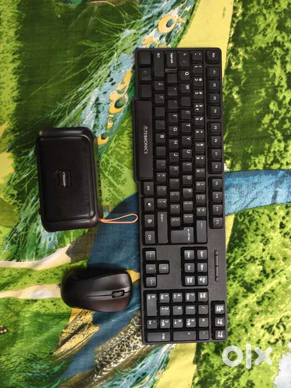 Wireless Keyboard Mouse, Bluetooth Speaker Combo