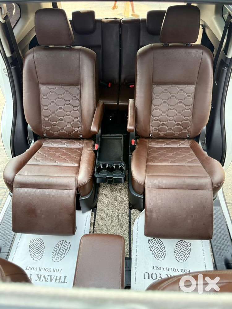 Toyota Innova Hycross 2023