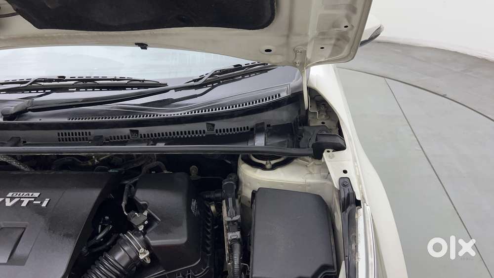 Toyota Corolla Altis 1.8 G, 2015, Petrol