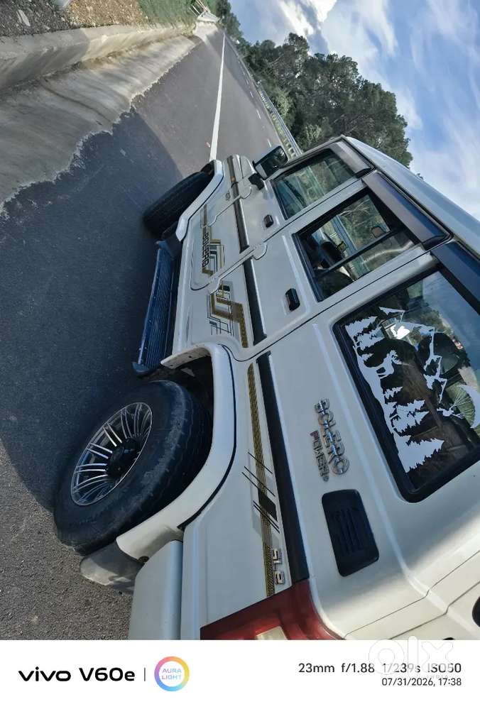 Mahindra Bolero 2018 Diesel Car With Alow Wheel Urgant Sale