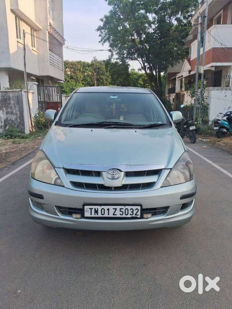 Toyota Innova 2.5 E 8 Str, 2005, Diesel