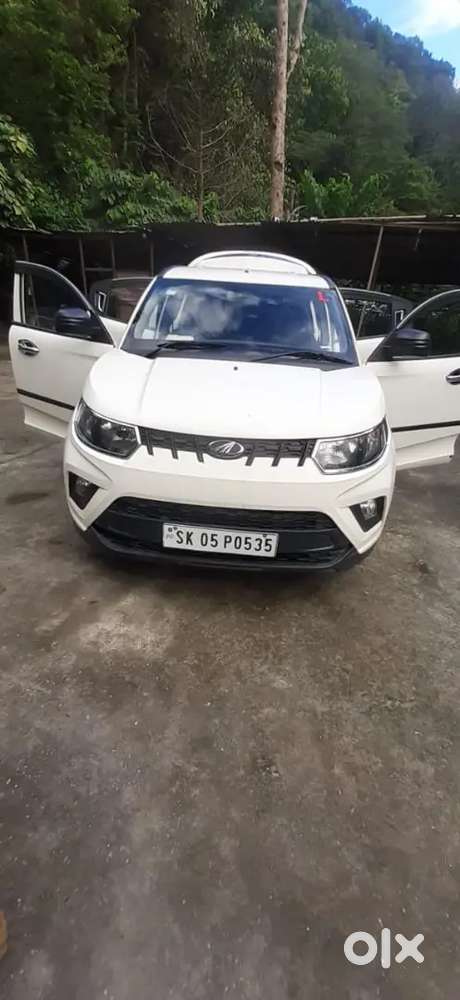 Mahindra Kuv100 Nxt Petrol Manual 2018