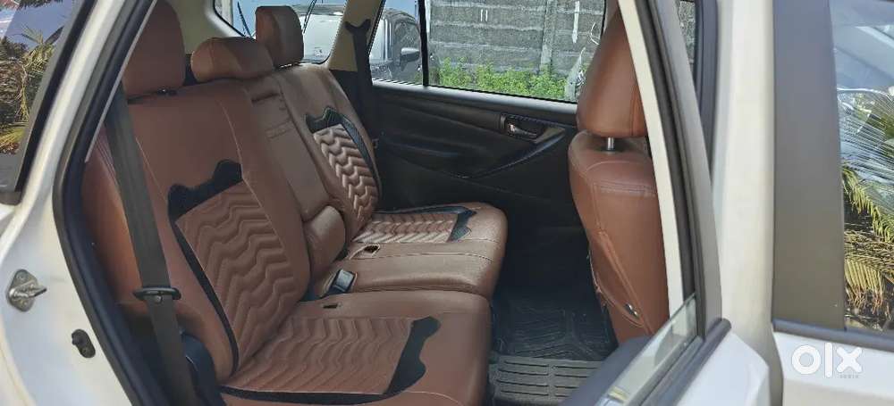 Toyota Innova Crysta Diesel 2019