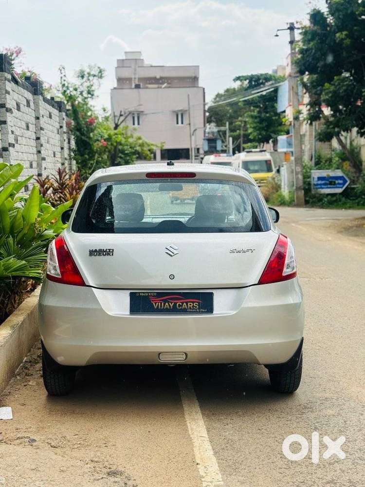 Maruti Suzuki Swift Lxi Option, 2017, Petrol