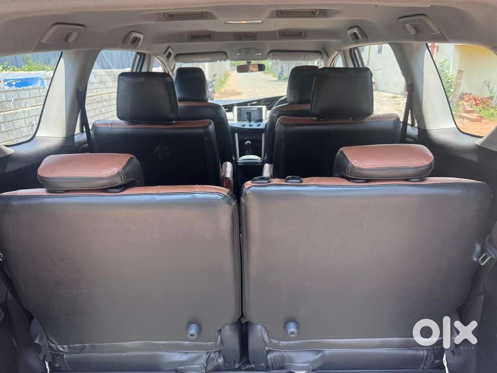 Toyota Innova Crysta 2.4 G Plus Mt 7 Str, 2018, Diesel