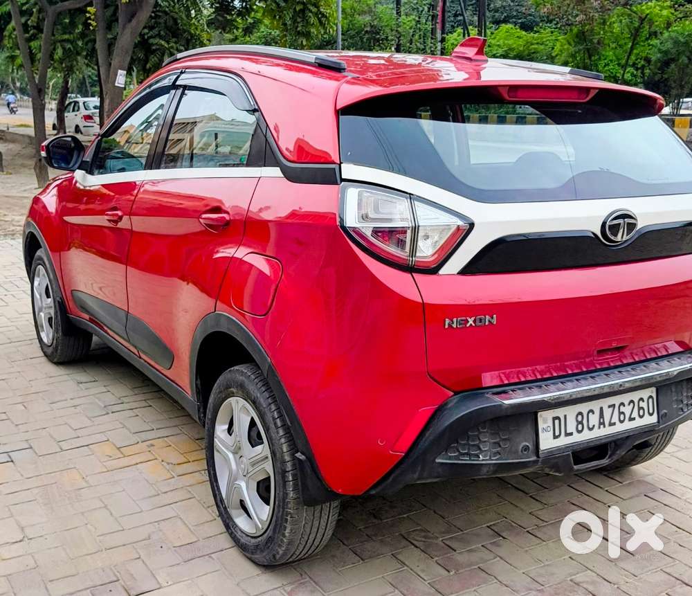 Tata Nexon 1.2 Revotron Xt, 2020, Petrol