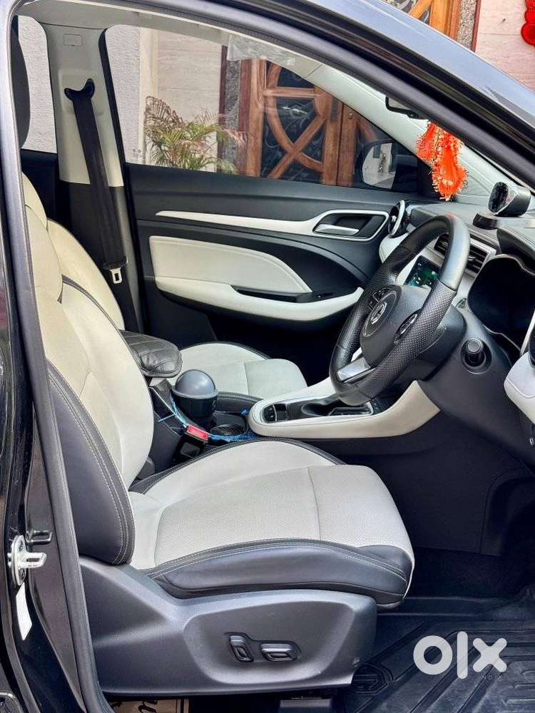 Mg Astor Smart Cvt Black Storm, 2024, Petrol