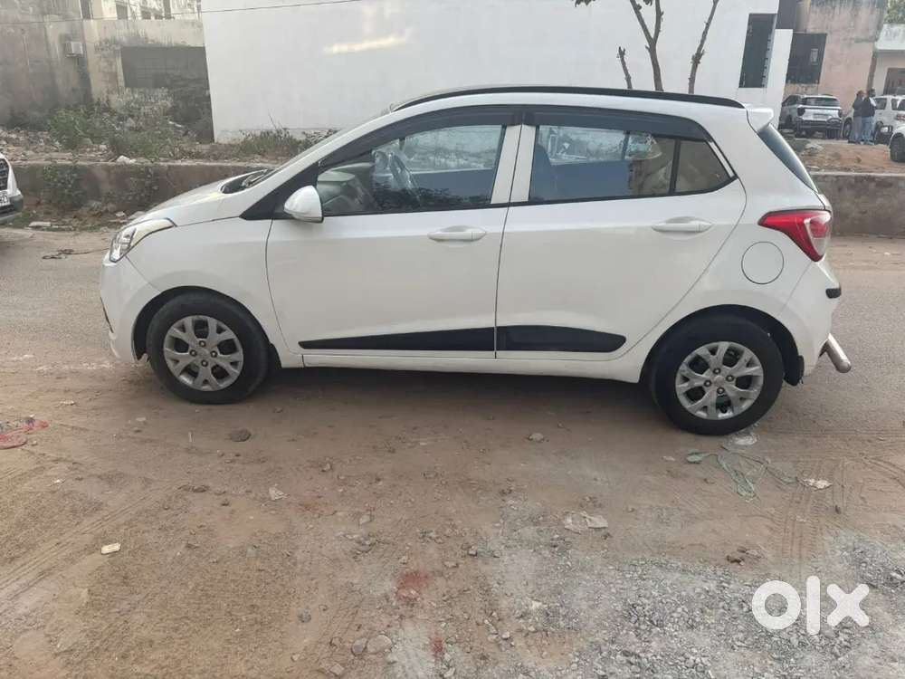 Hyundai Grand I10 2016 Diesel 87000 Km Driven