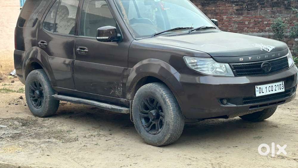 Tata Safari Storme 2013 Diesel Good Condition