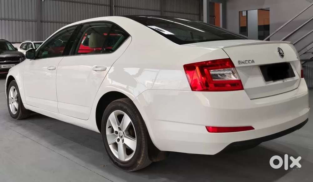 Skoda Octavia Ambition Plus 1.8 Tsi At, 2017, Petrol