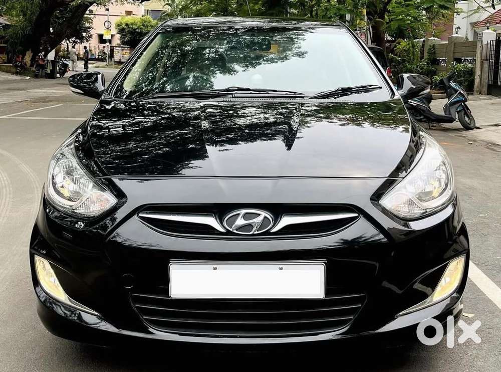 Hyundai Verna Vtvt 1.6 E, 2011, Petrol