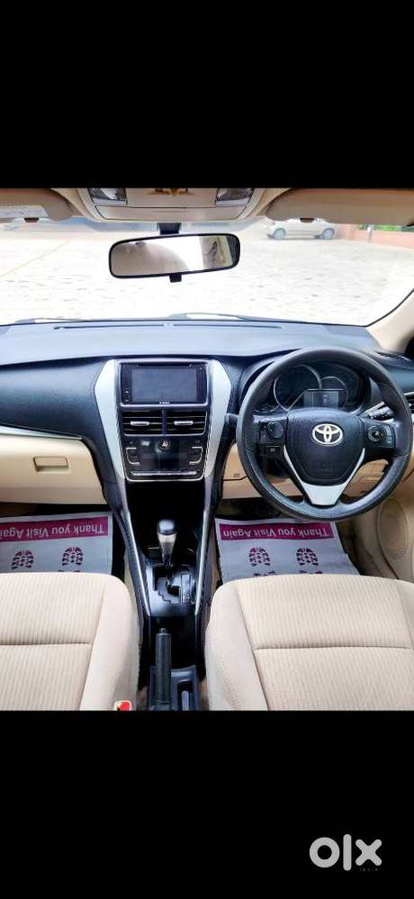 Toyota Yaris G Cvt, 2019, Petrol