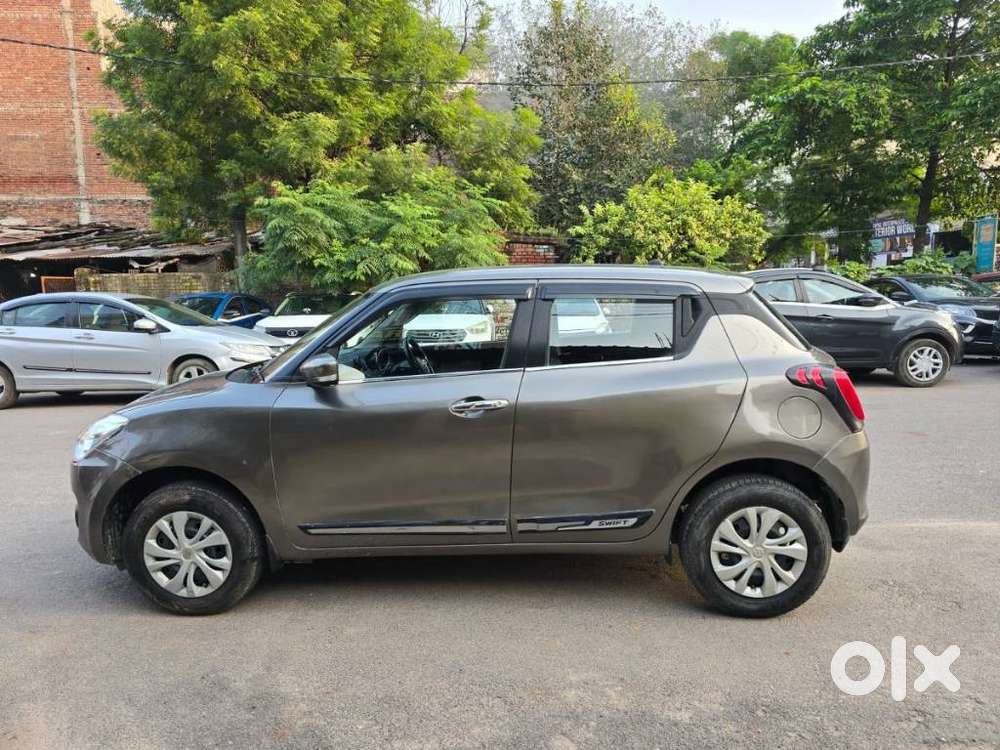 Maruti Suzuki Swift Vxi Iss Petrol, 2019, Petrol
