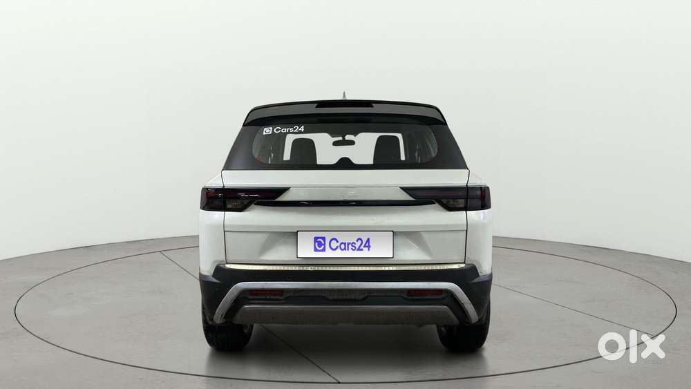 Maruti Suzuki Vitara Brezza 1.5 Vxi At, 2023, Petrol