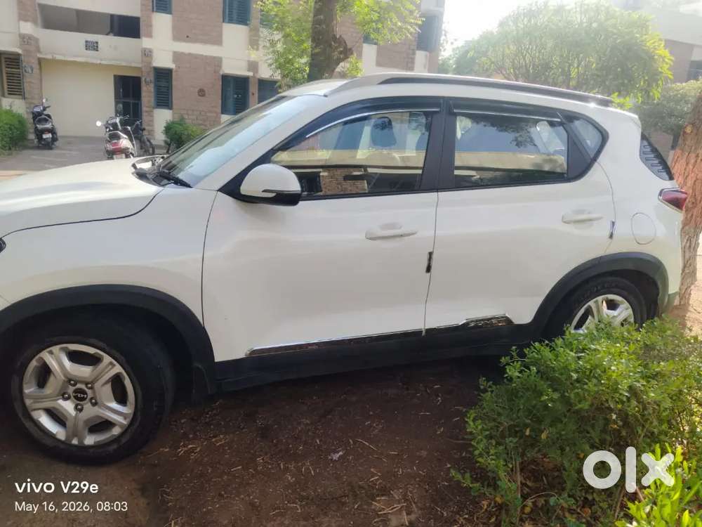Kia Sonet 2021 Petrol 58000 Km Driven