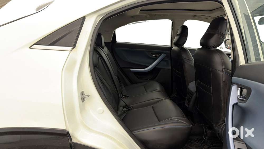 Tata Curvv Creative Plus S 1.2 Revotron Petrol 7dca, 2025, Petrol