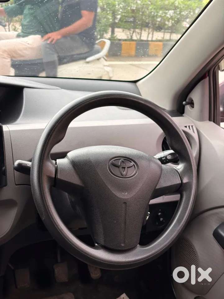 Toyota Etios 1.5 G, 2011, Petrol