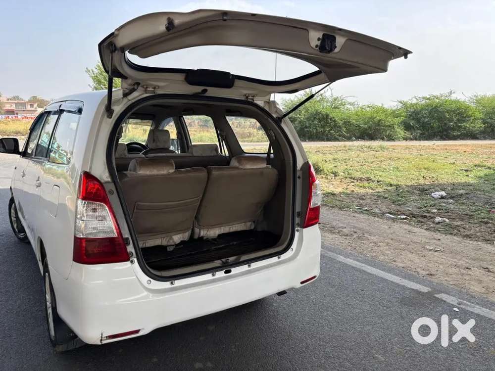 Toyota Innova 2013 Diesel 170000 Km Driven First Owner