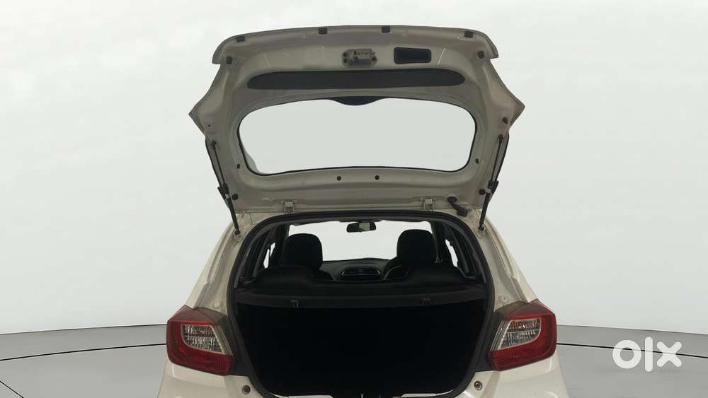 Tata Tiago 1.2 Revotron Xt, 2022, Petrol