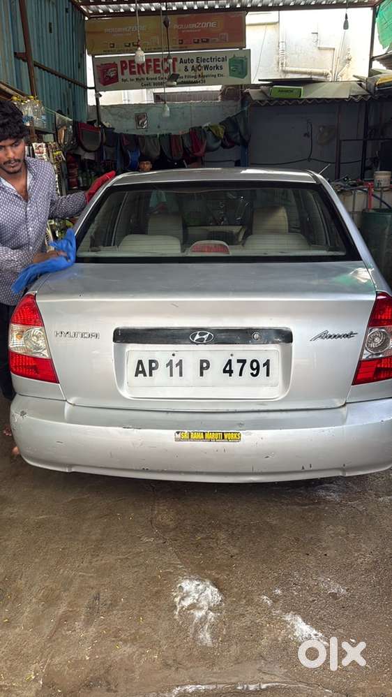 Hyundai Accent Petrol Manual 2005