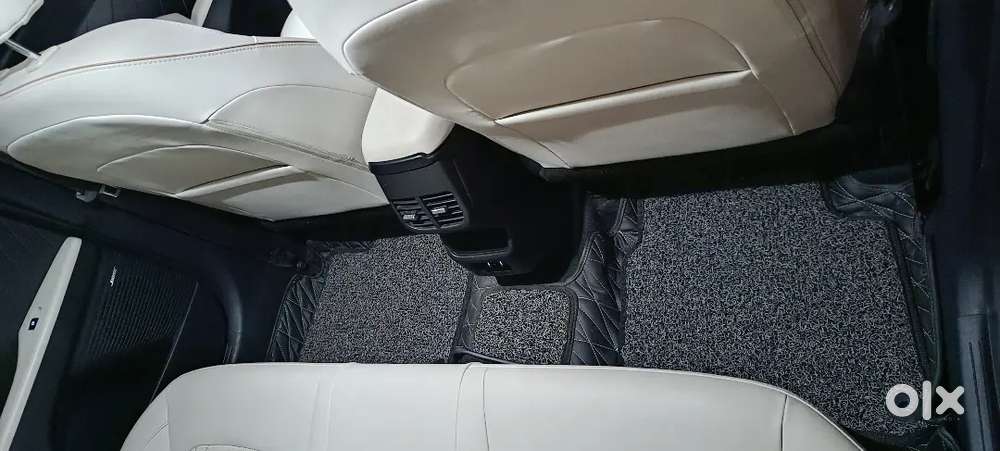 Hyundai New Verna 2023, Fiery Red, Just 10924 Km Driven.