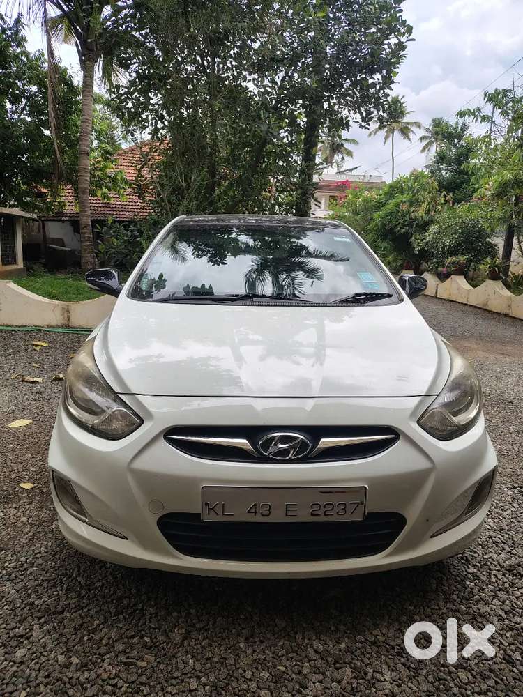 Hyundai Verna 2012 Petrol 94000 Km Driven