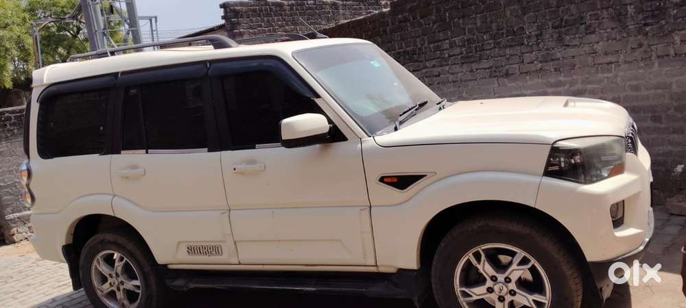 Mahindra Scorpio 2018 Diesel 150000 Km Driven