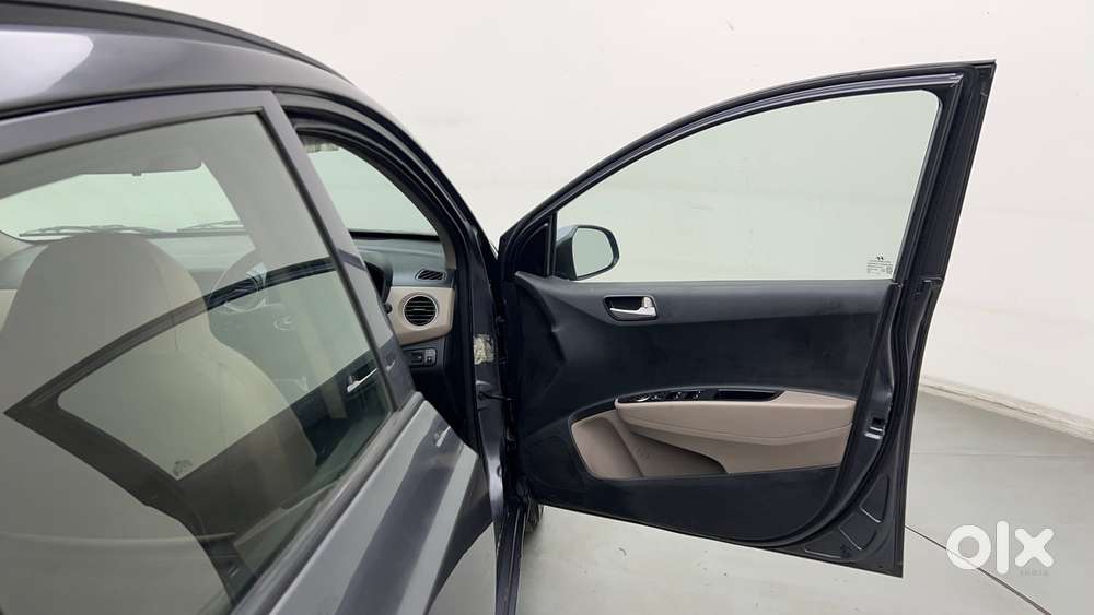Hyundai Grand I10 1.2 Kappa Sportz Option, 2017, Cng & Hybrids
