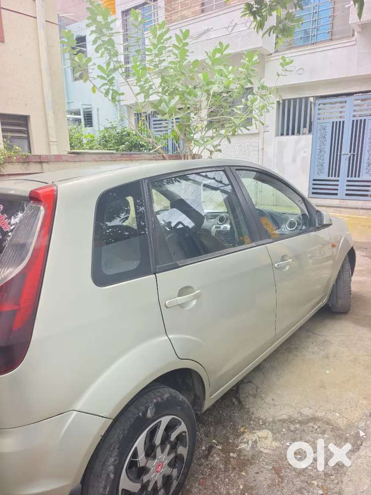 Ford Figo Diesel Titanium 2012