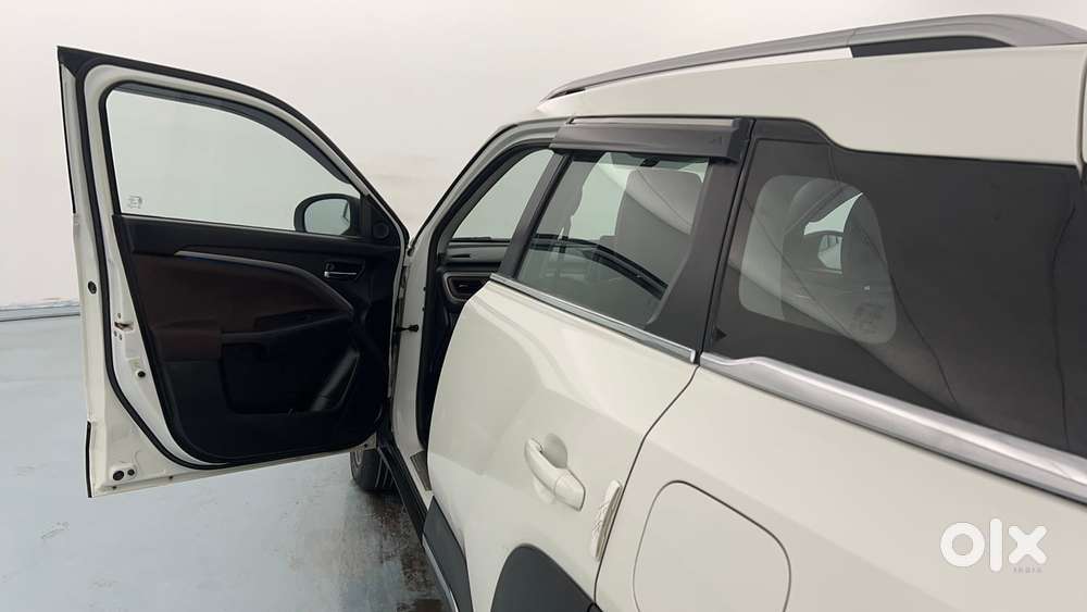 Maruti Suzuki Vitara Brezza 1.5 Zxi, 2023, Petrol