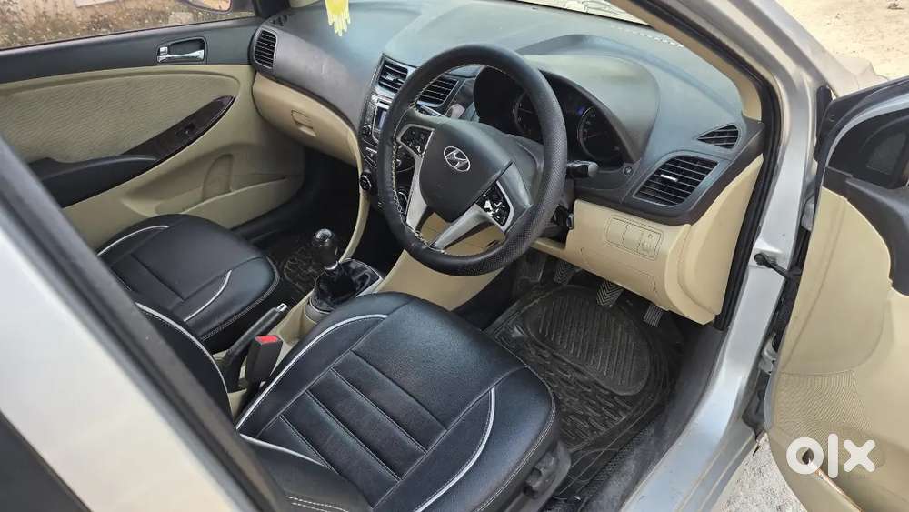 Hyundai Verna Vgt 1.6 Crdi 2011 Model