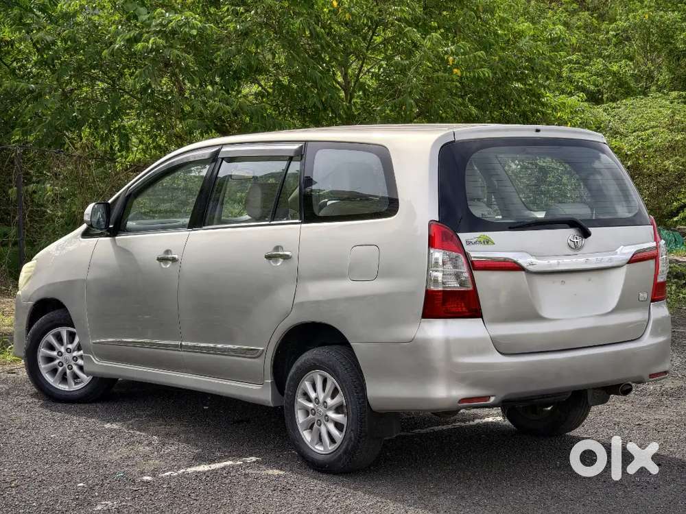 Toyota Innova Diesel 2014