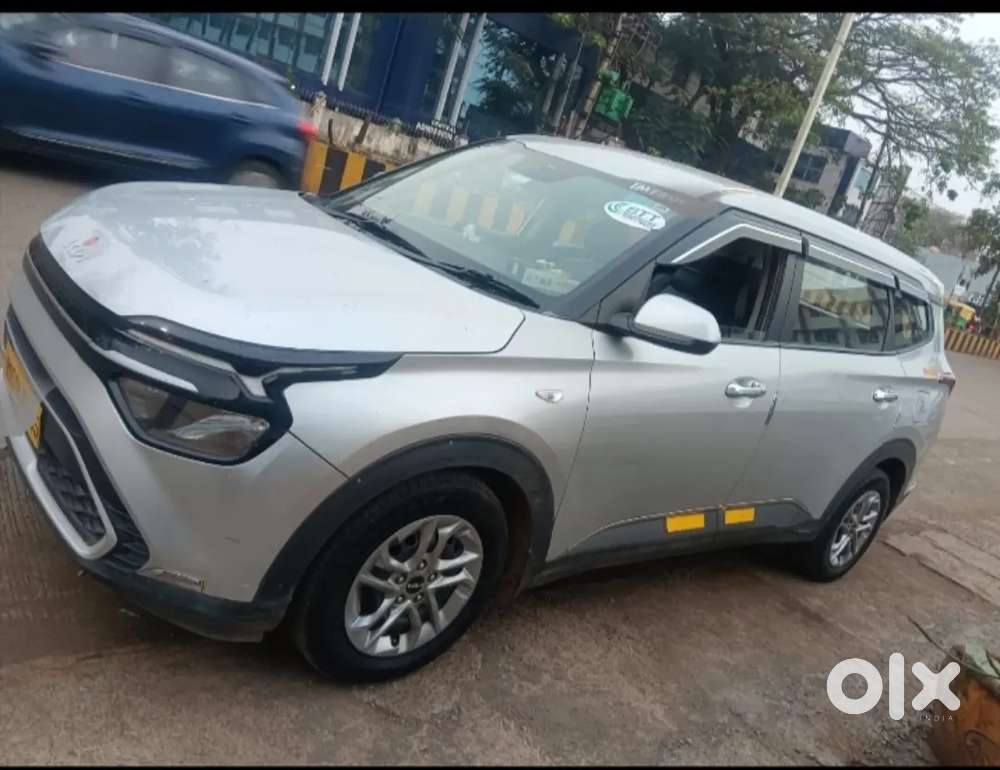 Kia Carens Yellow Board