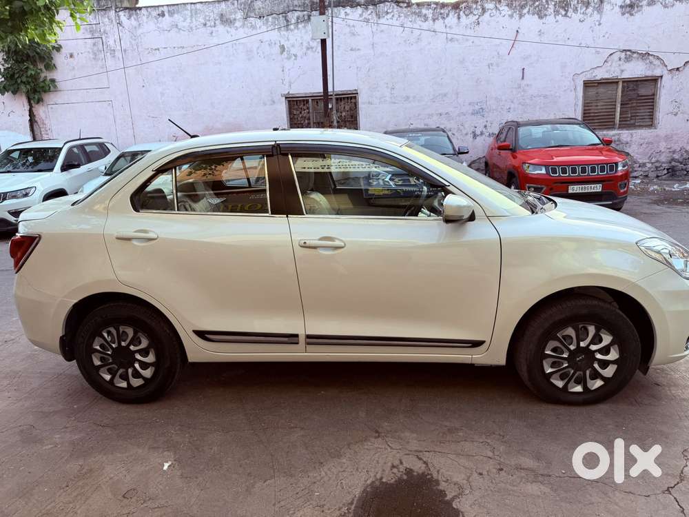 Maruti Suzuki Swift Dzire Vxi Optional, 2022, Petrol