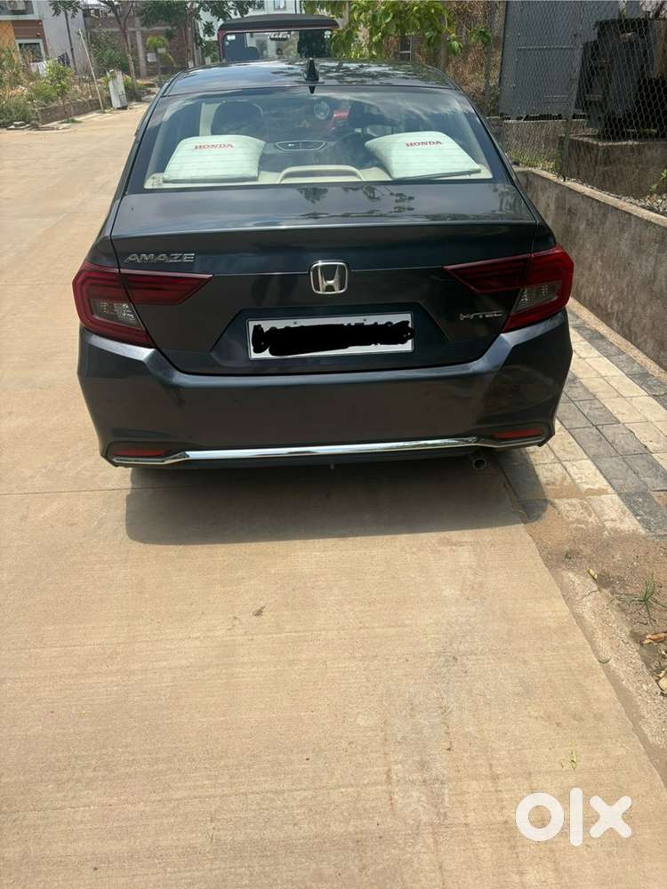 Perfect Conditionurgent Saledecember 2023 Model Amaze Automatic Petrol