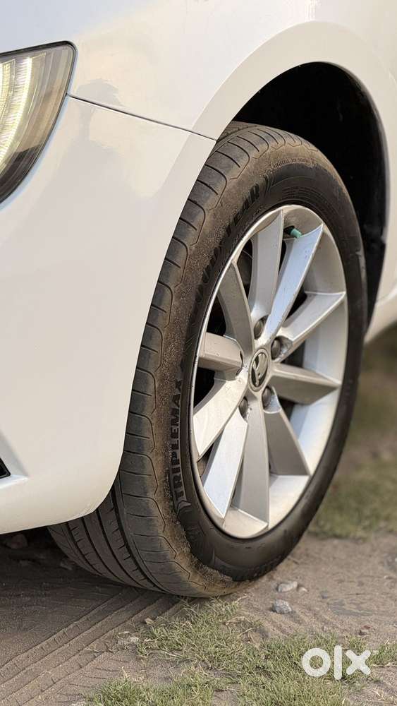 Skoda Superb 2.0 Elegance Tdi Cr At, 2015, Diesel