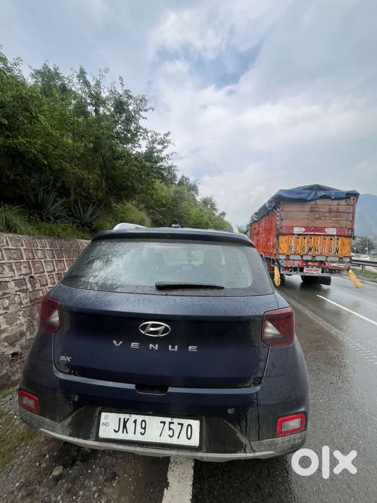 Jk19 7570 Hyundai Venue 2019 Diesel 84000 Km Driven