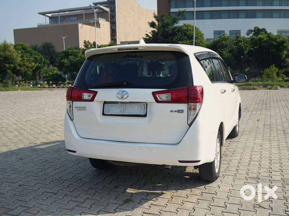 Toyota Innova Crysta 2.4 Gx Mt, 2017, Diesel