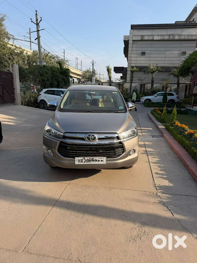 Toyota Innova Crysta 2019