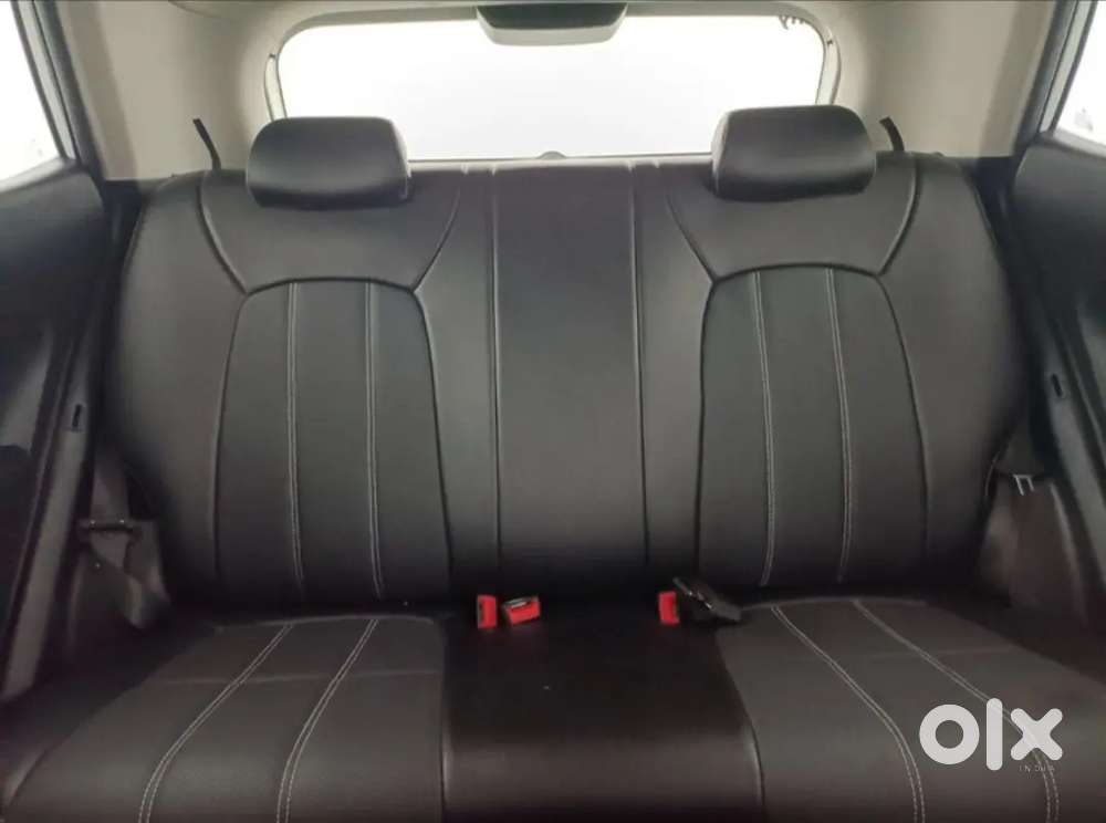 Hyundai Venue Knight Edition 2019 With Sun Roof