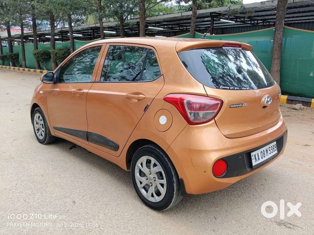 Hyundai Grand I10 Sportz, 2017, Petrol