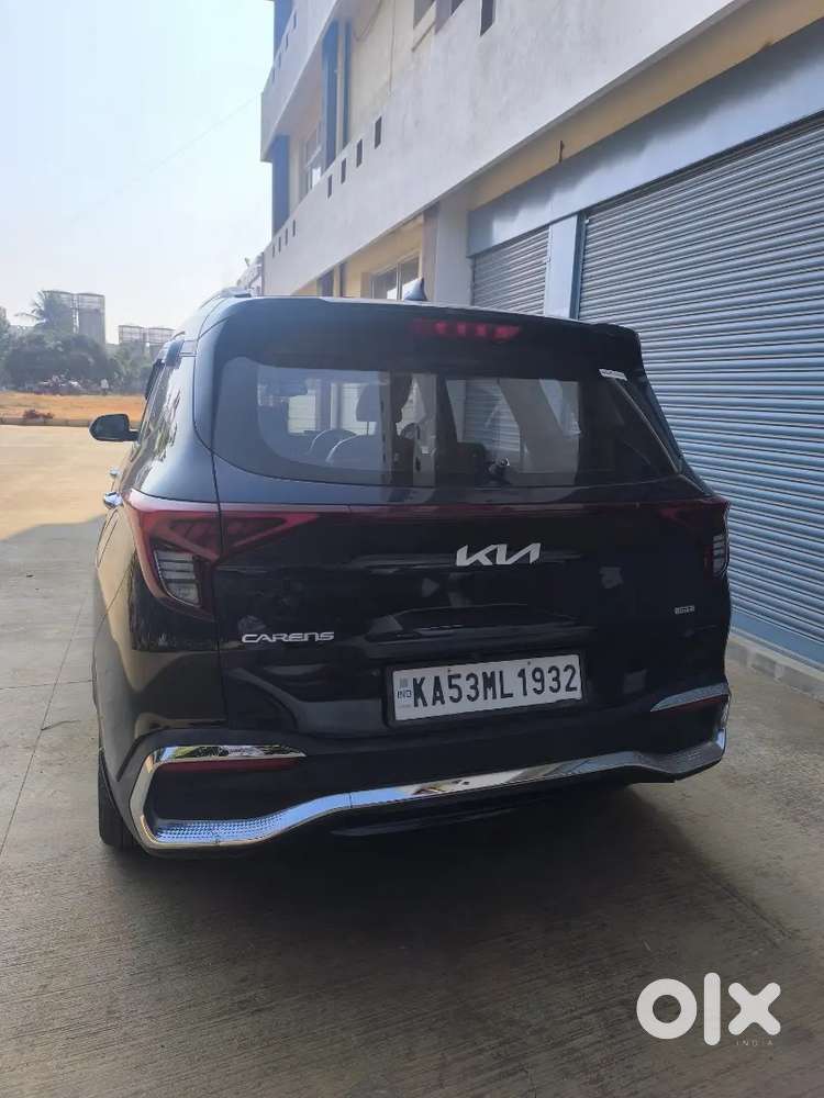 Kia Carens 2023 Diesel Well Maintained
