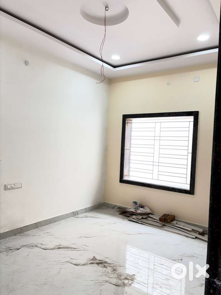 3bhk flat for girls