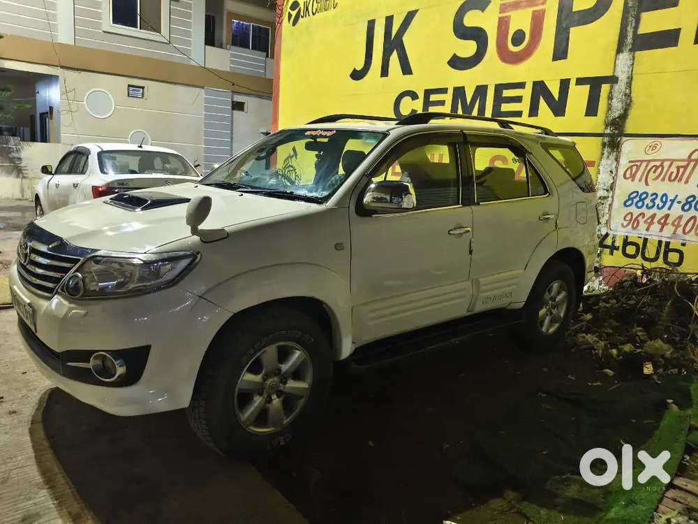 Toyota Fortuner 3.0 2012