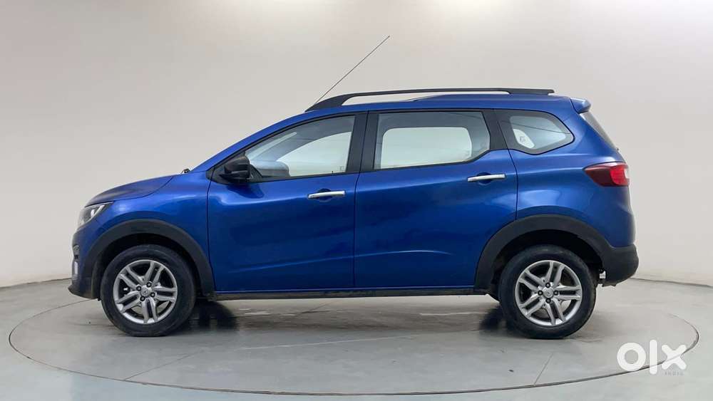Renault Triber Rxz Easy-r Amt, 2023, Petrol